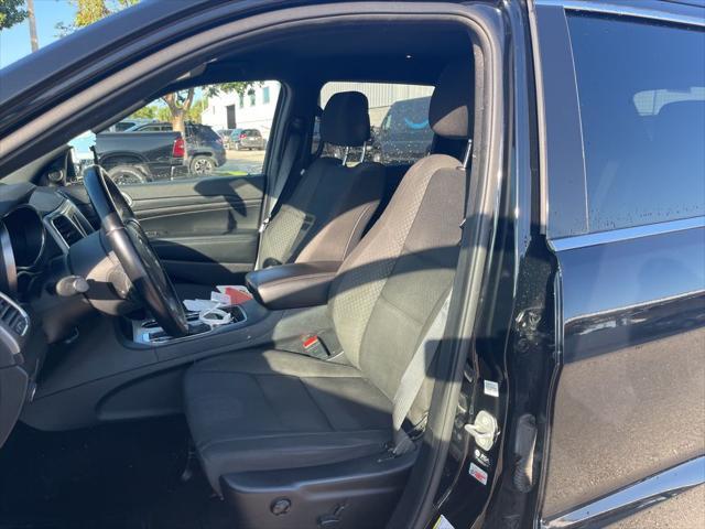 2021 jeep grand cherokee laredo