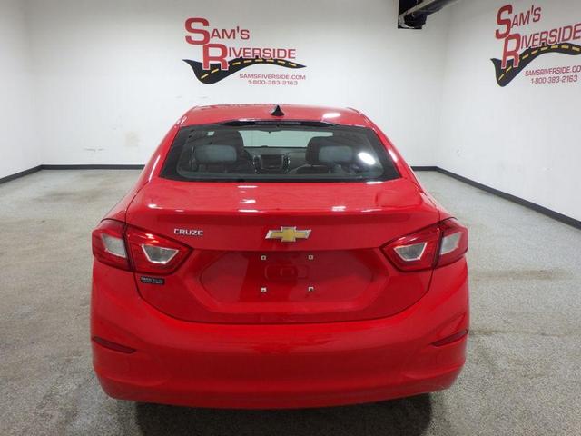 2019 chevrolet cruze ls