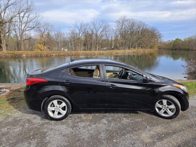 2011 hyundai elantra gls
