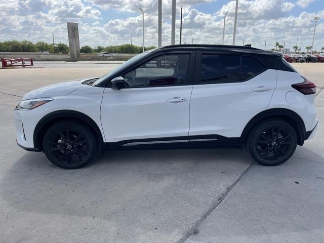 2023 nissan kicks sr