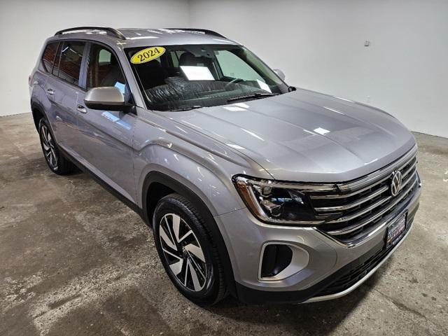 2024 volkswagen atlas 2.0t se w/technology 4motion