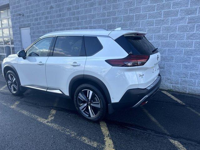 2023 nissan rogue sl
