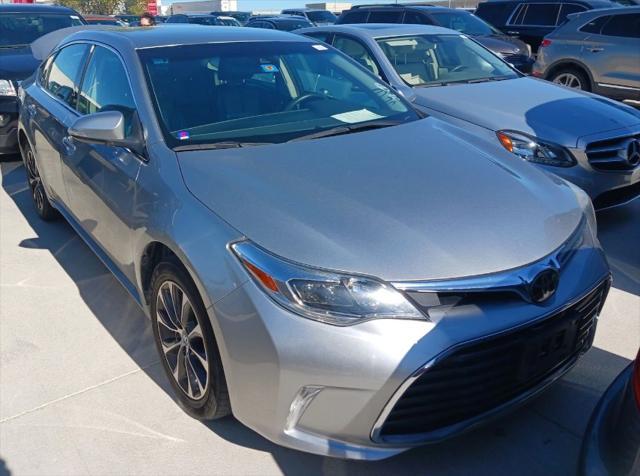 2018 toyota avalon xle
