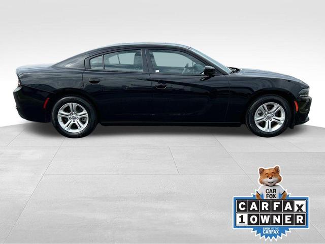 2022 dodge charger sxt