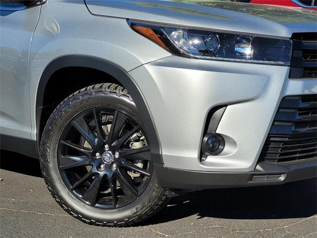 2019 toyota highlander se