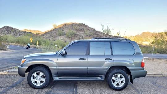 2000 Lexus LX