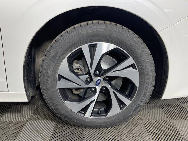 2022 subaru legacy premium