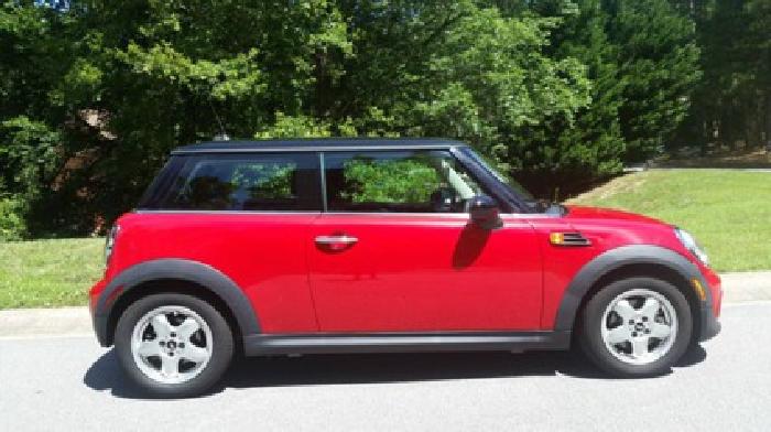 2011 chili red mini cooper low miles excellent condition in raleigh, nc