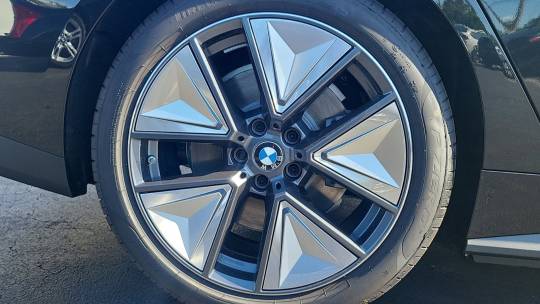 2025 BMW i4
