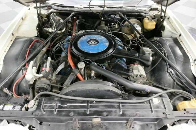 great 70's luxury cruiser! smooth 455 v8, auto, air, loaded, sharp paint, nice!