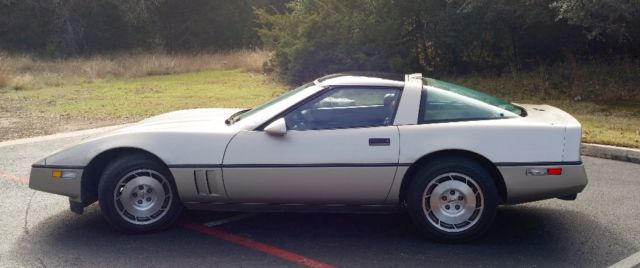 beautiful condition silver corvette