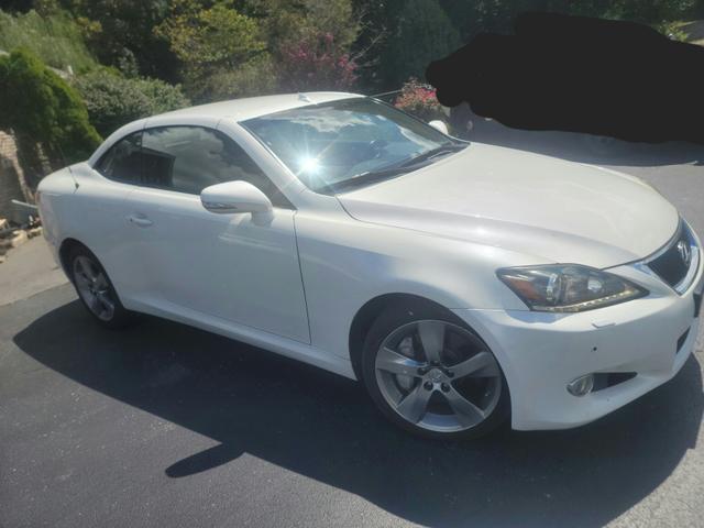 2011 lexus is 350c base