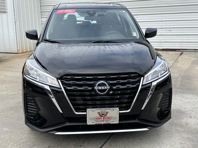 2023 nissan kicks s