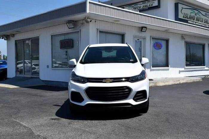 2020 chevrolet trax ls sport utility 4d in bargaintown, new jersey