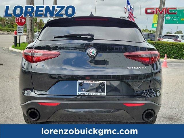 2022 alfa romeo stelvio sprint