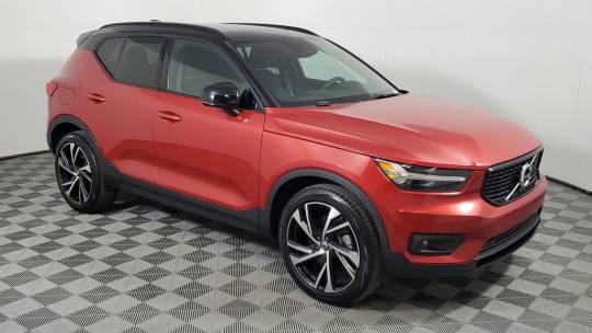 2022 Volvo XC40
