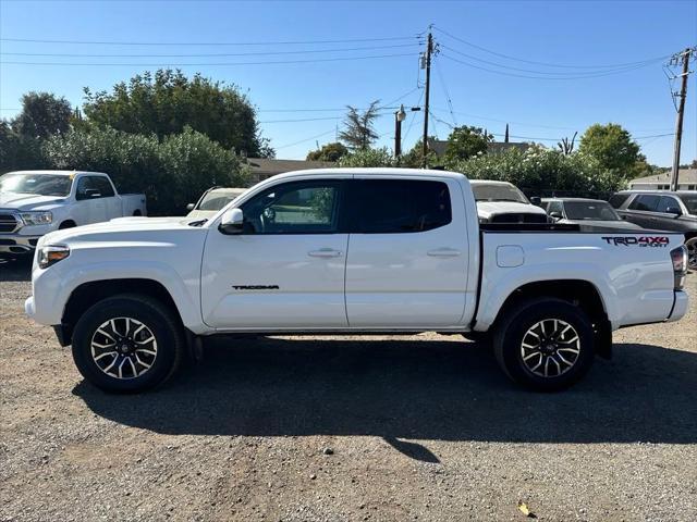 2022 toyota tacoma trd sport