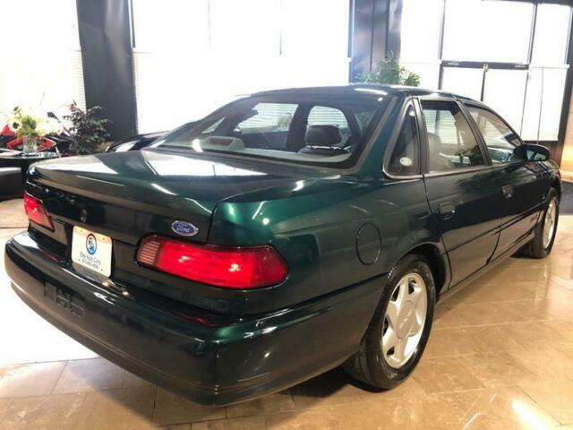 1992 ford taurus sho 4dr sedan