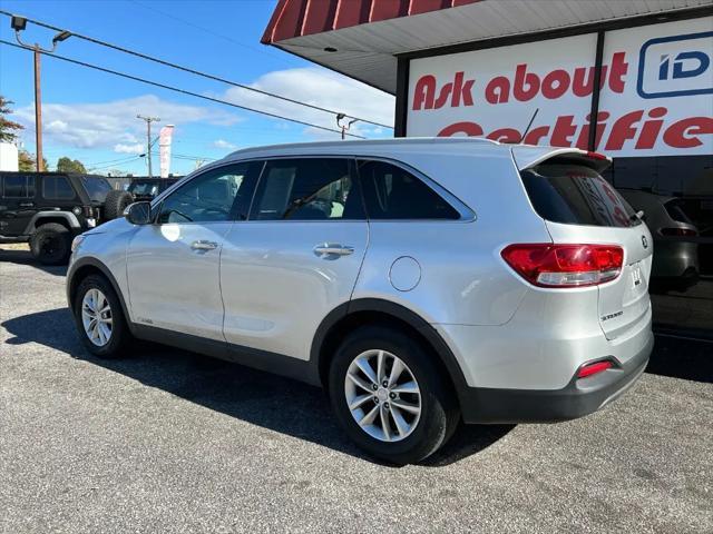 2017 kia sorento lx