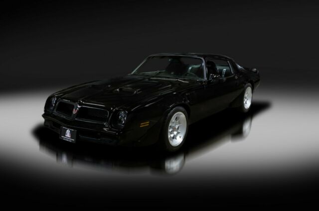 1976 pontiac firebird formula custom. sinister. barrett-jackson northeast