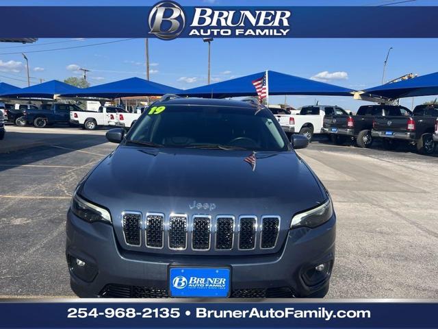 2019 jeep cherokee latitude plus