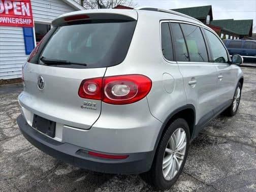 2009 volkswagen tiguan base in loves park, illinois