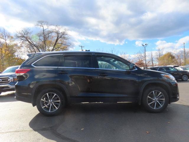 2019 toyota highlander xle