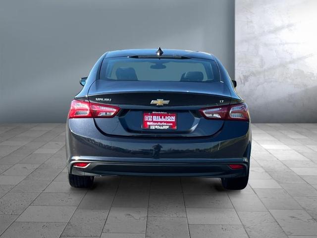2022 chevrolet malibu lt