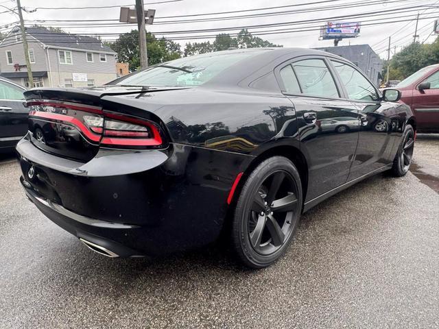 2019 dodge charger sxt