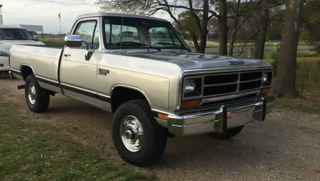 1990 dodge w250 cummins diesel 4x4 standard trans low milage! first gen!
