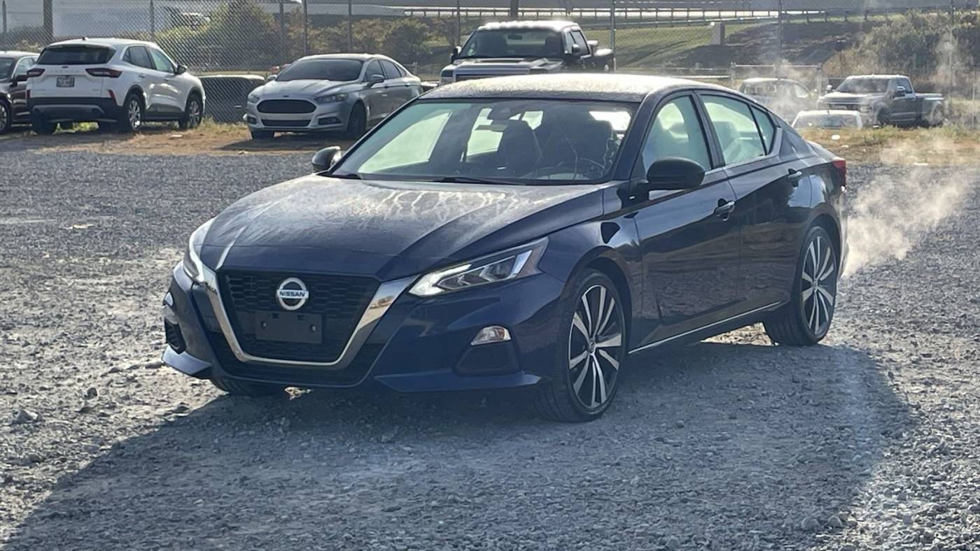 2022 nissan altima 2.5 sr