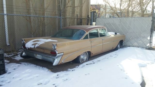 1959 pontiac catalina project or parts. rust . blown engine. nebraska car 4 door