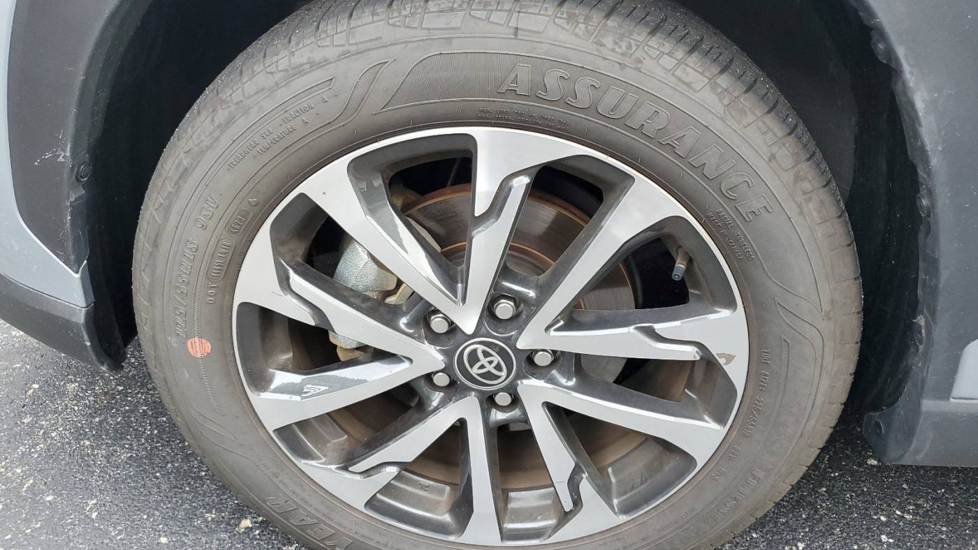 2024 toyota corolla cross xle