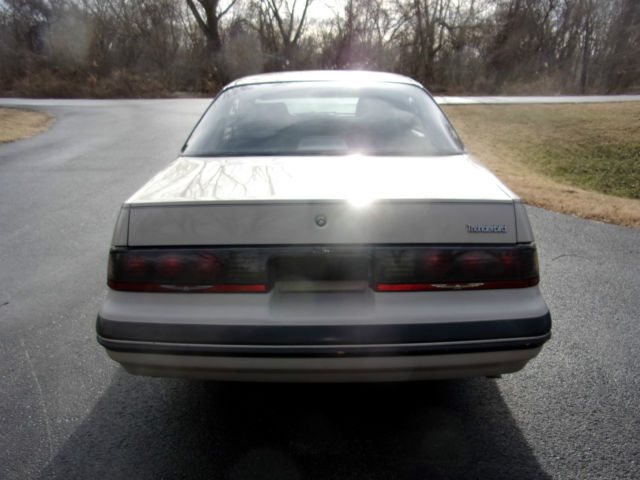1988 ford thunderbird sport sedan 2-door 5.0l
