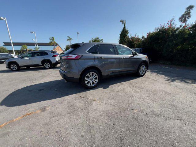 2022 ford edge titanium