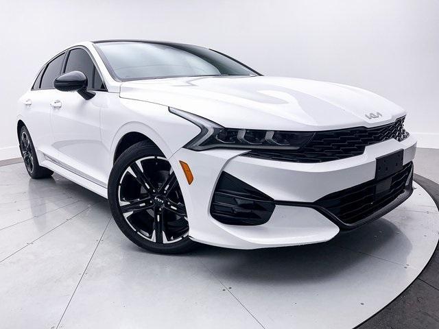 2022 kia k5 gt-line