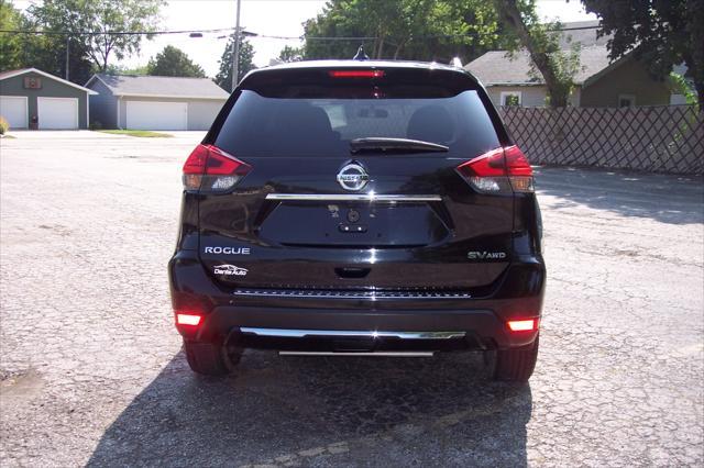 2017 nissan rogue sv