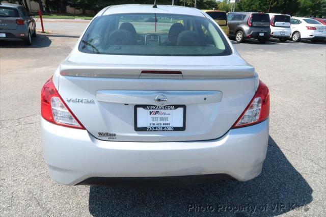 2019 nissan versa 1.6 s+