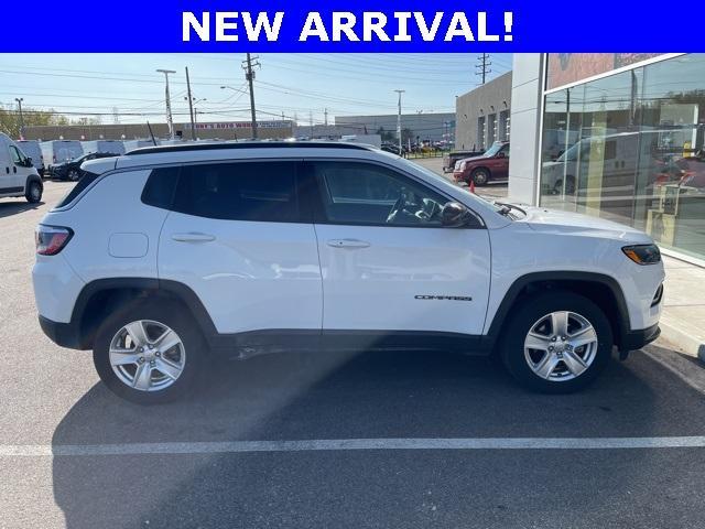 2022 jeep compass latitude