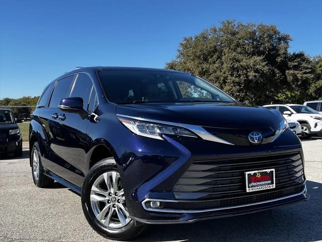 2022 toyota sienna limited 7-passenger