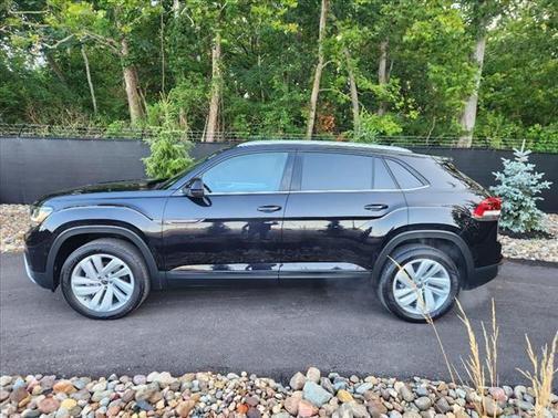 2022 volkswagen atlas cross sport in canton, michigan