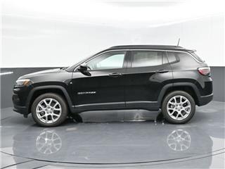 2023 Jeep Compass latitude lux