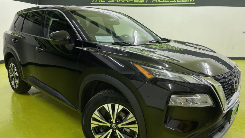 2021 nissan rogue sv