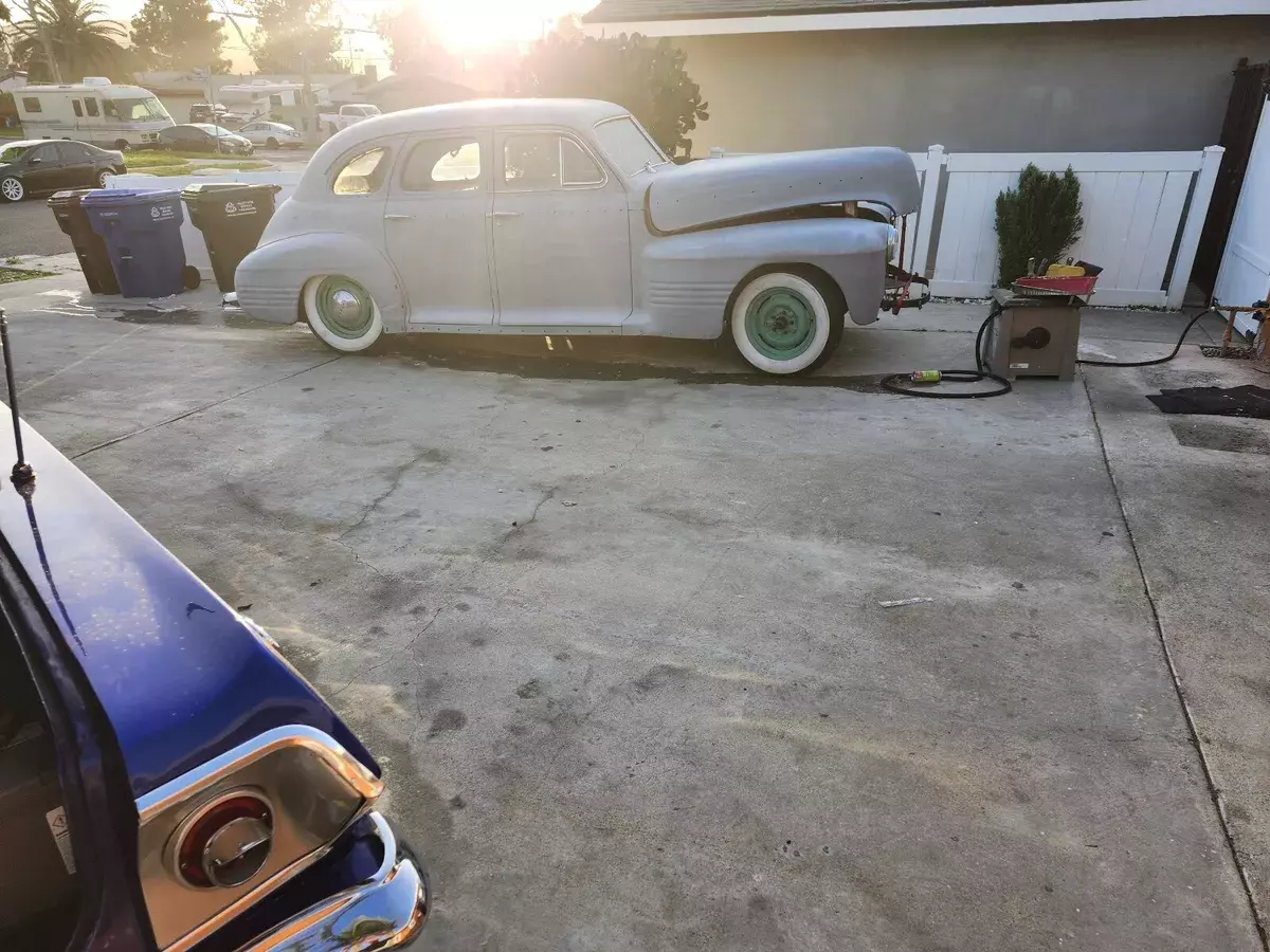 1941 pontiac torpedo sedan grey