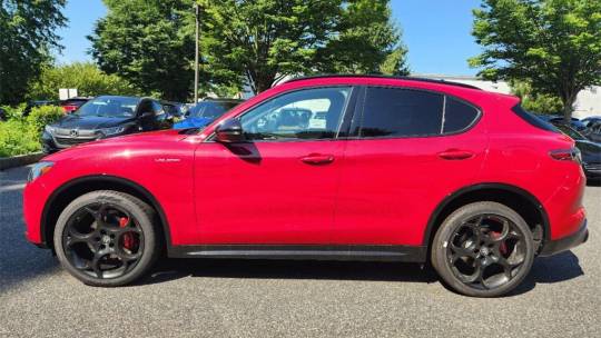 2024 Alfa Romeo Stelvio