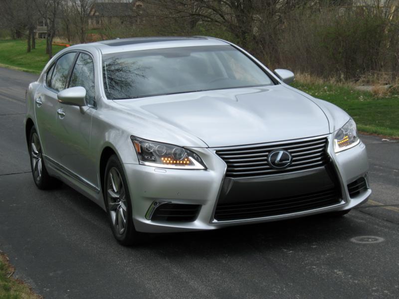 2016 Lexus LS