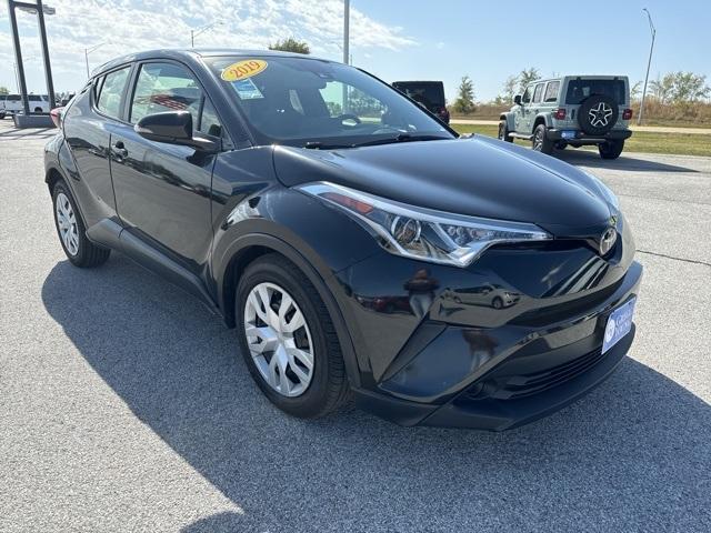 2019 toyota c-hr le
