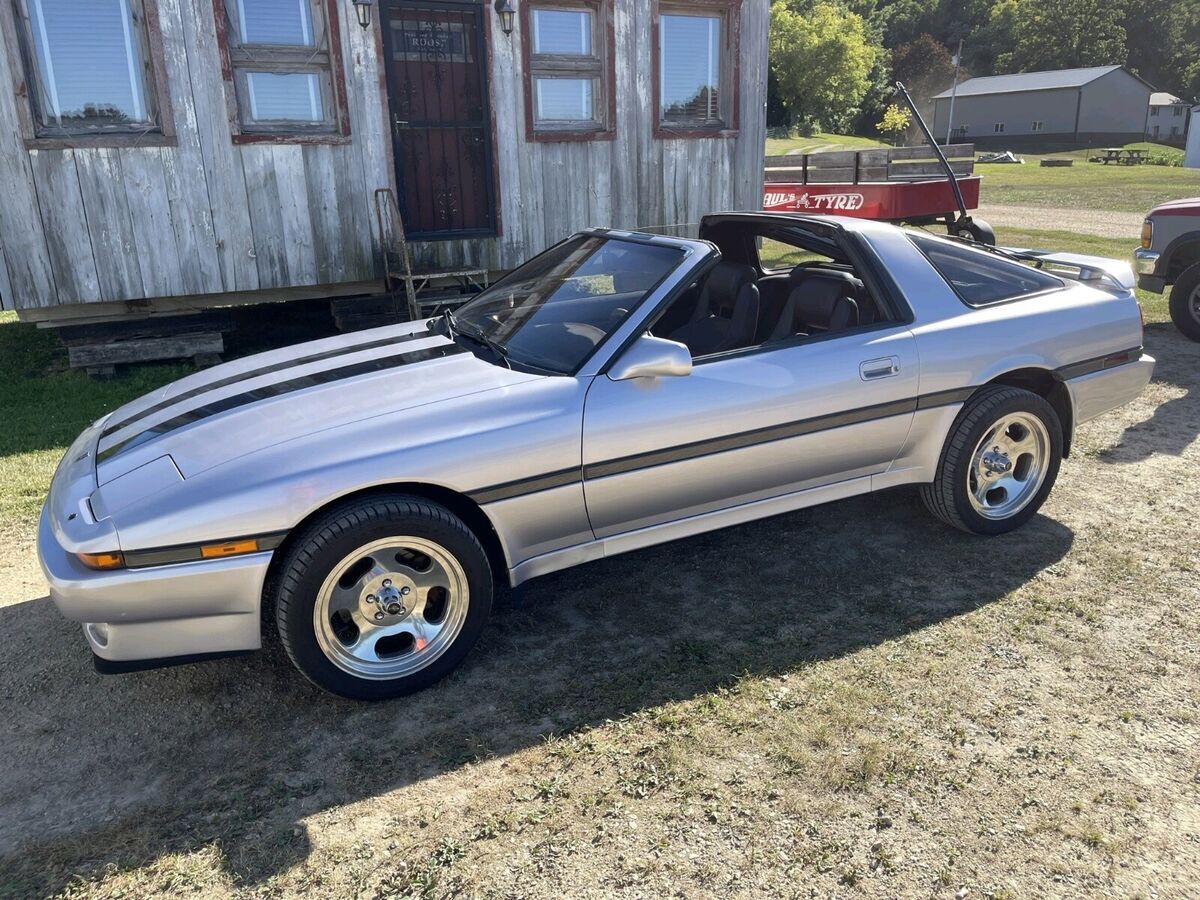 1986 toyota supra hatchback grey rwd manual
