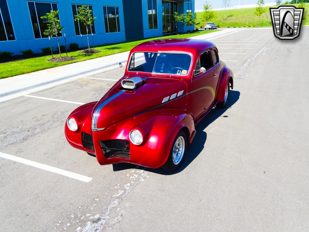 1941 pontiac coupe