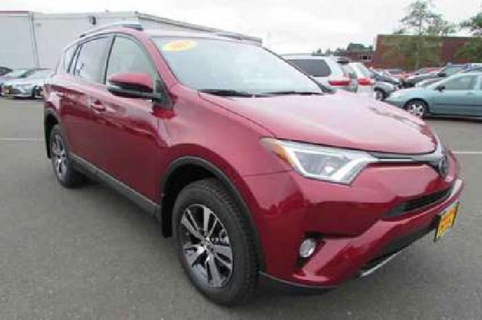 new 2018 toyota rav4 in coos bay, or
